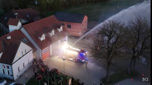 58544242-7513-4b90-b969-1986e30f95c8